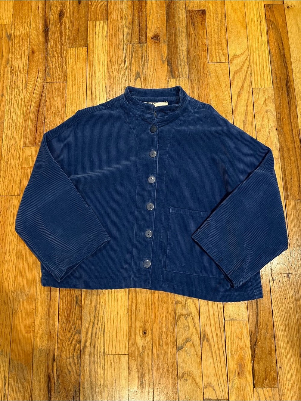 State the label size S/M captain coat 
in crater lake cord